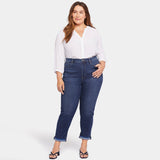 Margot Girlfriend Jeans In Plus Size - Blue Moon