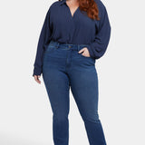 Marilyn Straight Jeans In Plus Size - Rendezvous