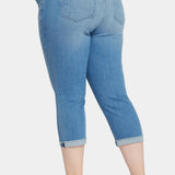 Chloe Capri Jeans In Plus Size - Mesmerize