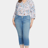 Chloe Capri Jeans In Plus Size - Mesmerize