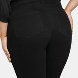 Marilyn Straight Jeans In Plus Size - Black