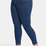 Ami Skinny Jeans In Plus Size - Quinn