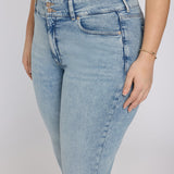 Bailey Relaxed Straight Crop Jeans In Plus Size - Keys View