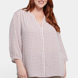Pintuck Blouse In Plus Size - Graceful Geo