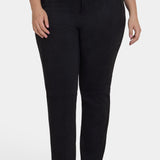 Marilyn Straight Pants In Plus Size - Black