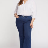 Waist-Match™ Relaxed Flared Jeans In Plus Size - Genesis