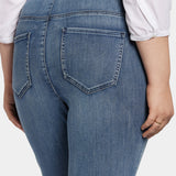 Pull-on Straight Jeans In Plus Size - Pristine