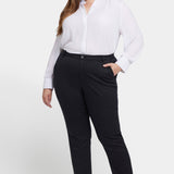 Sadie Slim Pants In Plus Size - Black