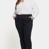 Sadie Slim Pants In Plus Size - Black