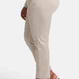 Sadie Slim Pants In Plus Size - Feather